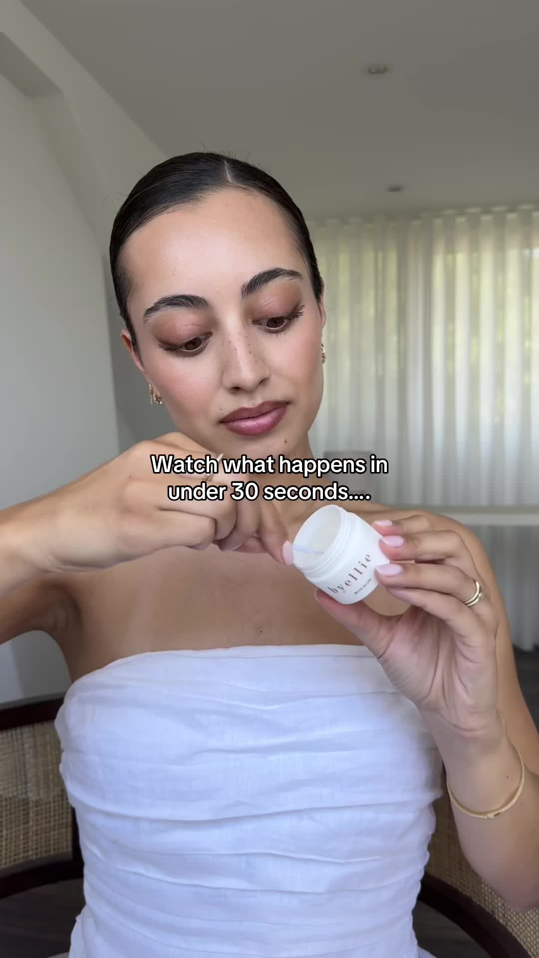 @byelliebeauty