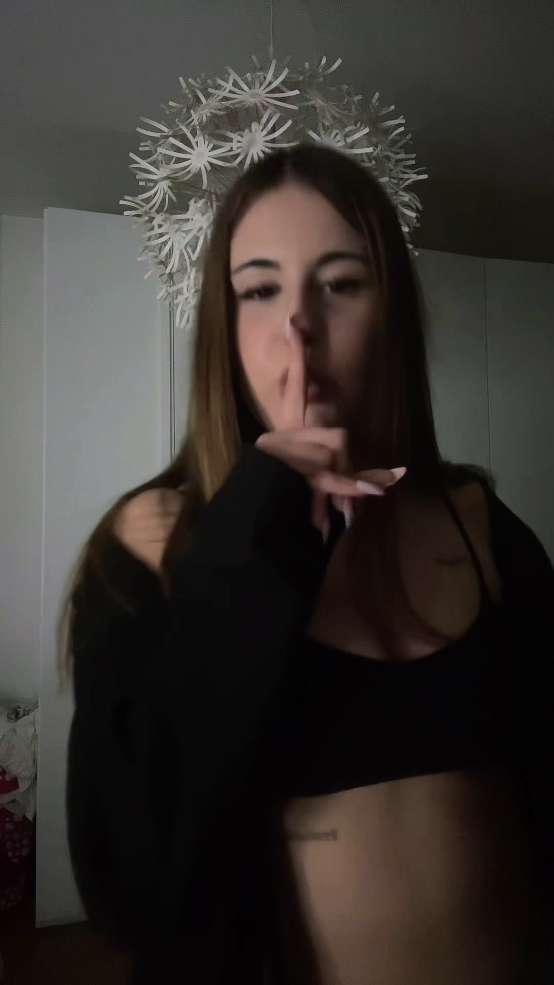 @🧛🏻&zwj;♀️🧛🏻&zwj;♀️
