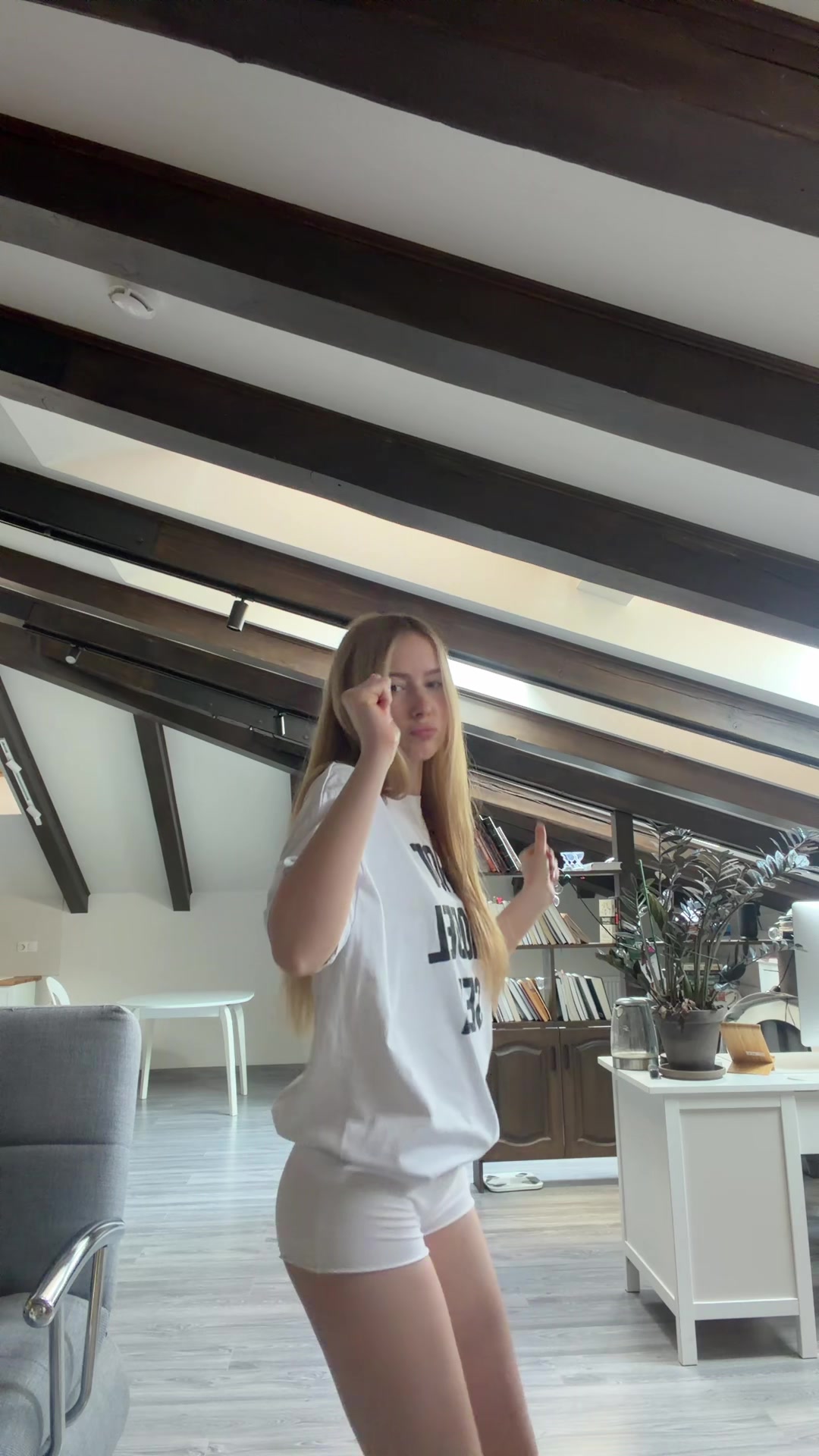 @isabrinaahhh