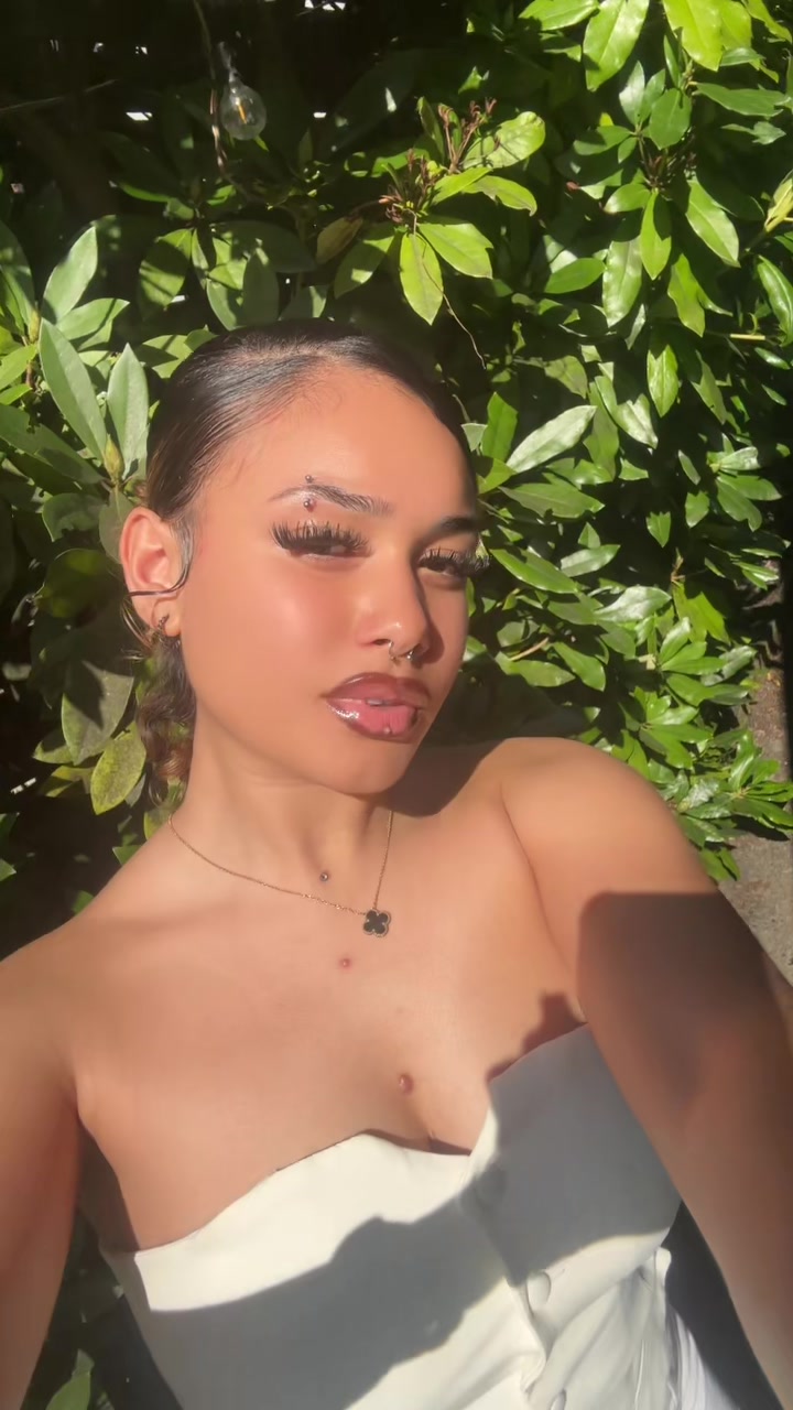 @LE.