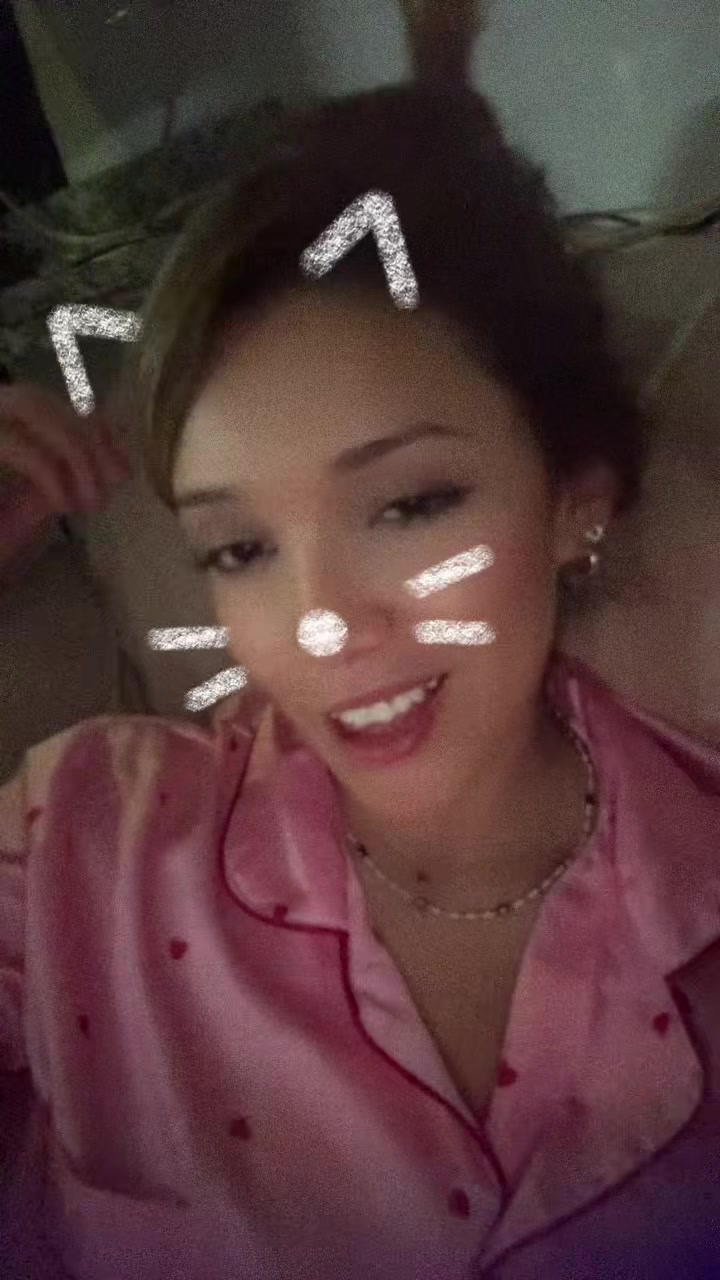 @Dani_3la