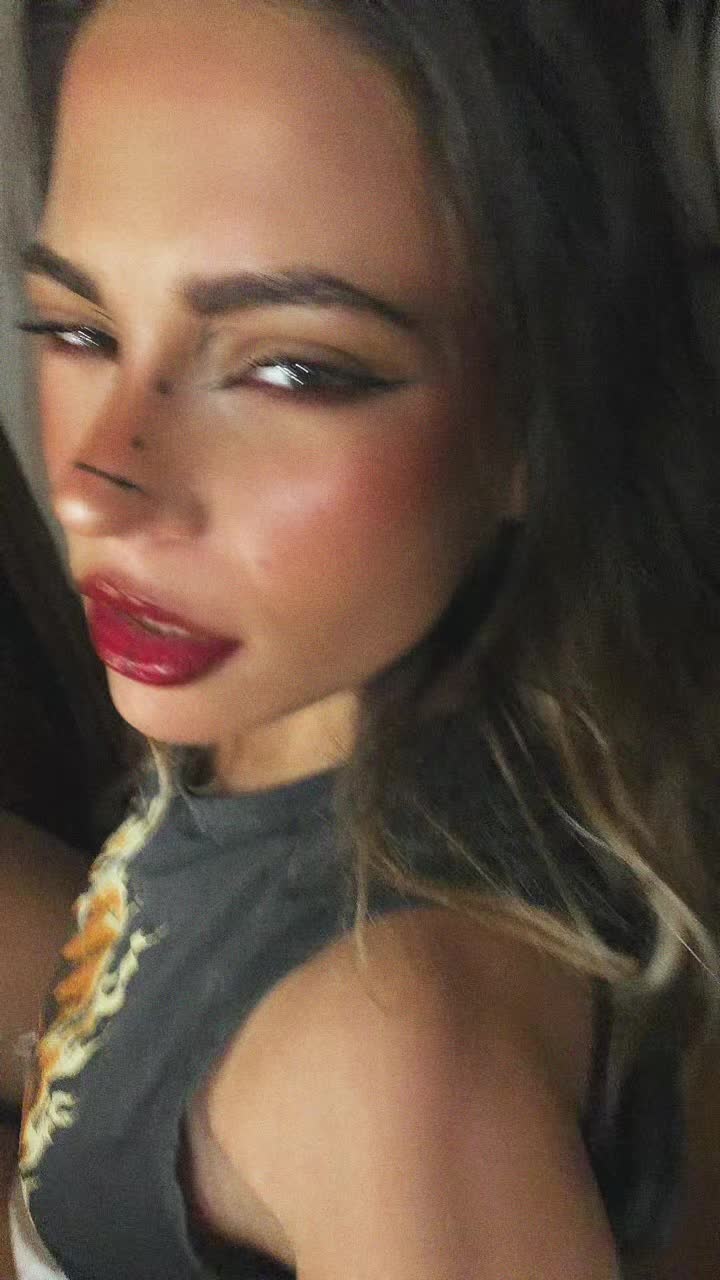 @Emma🦋