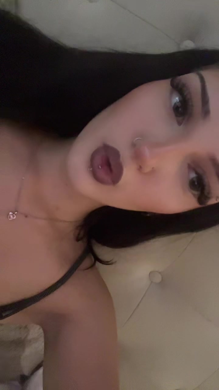 @hollyeva07