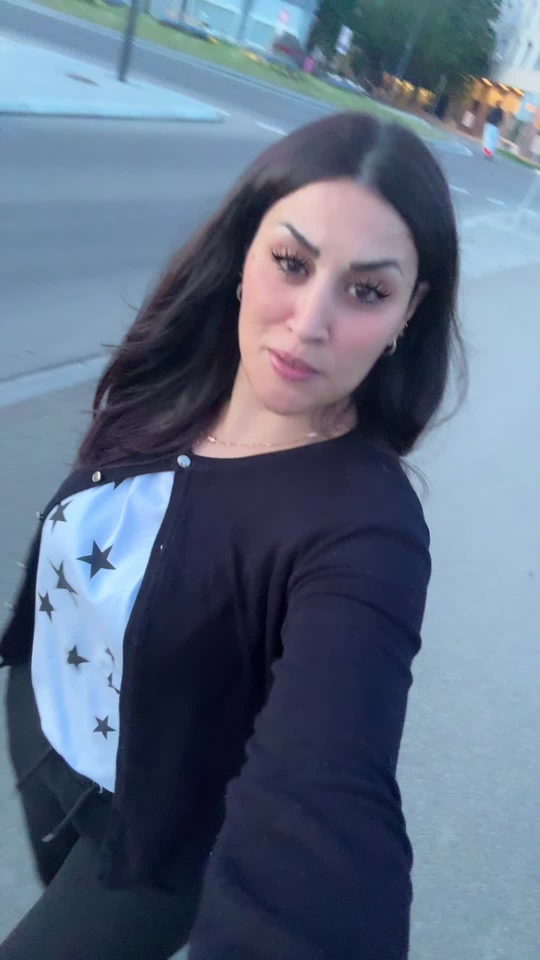 @𝕹𝖆𝖏𝖆𝖍 𝖅𝖍𝖆𝖗 🇨🇭