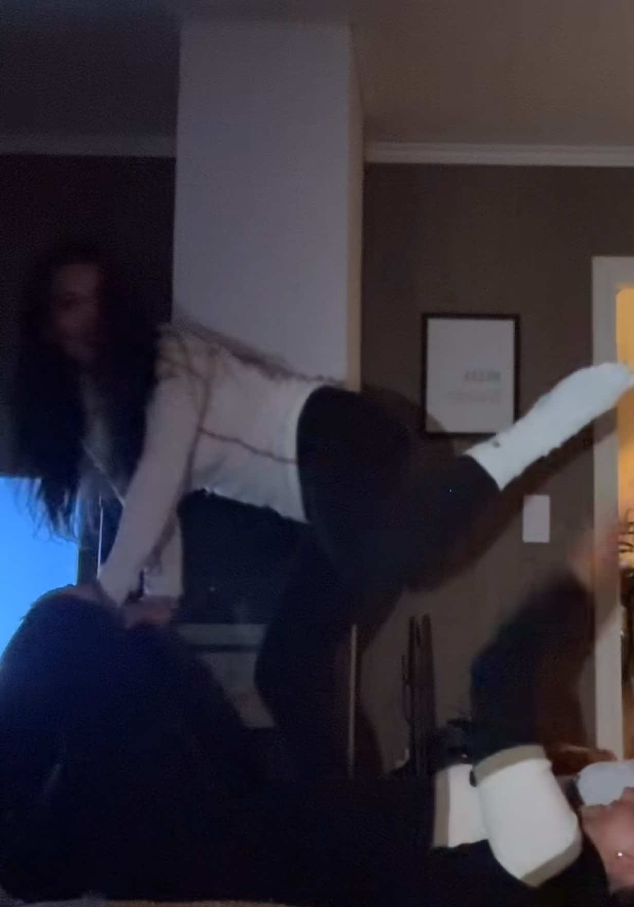 @OLIVIA FURUHOLMEN