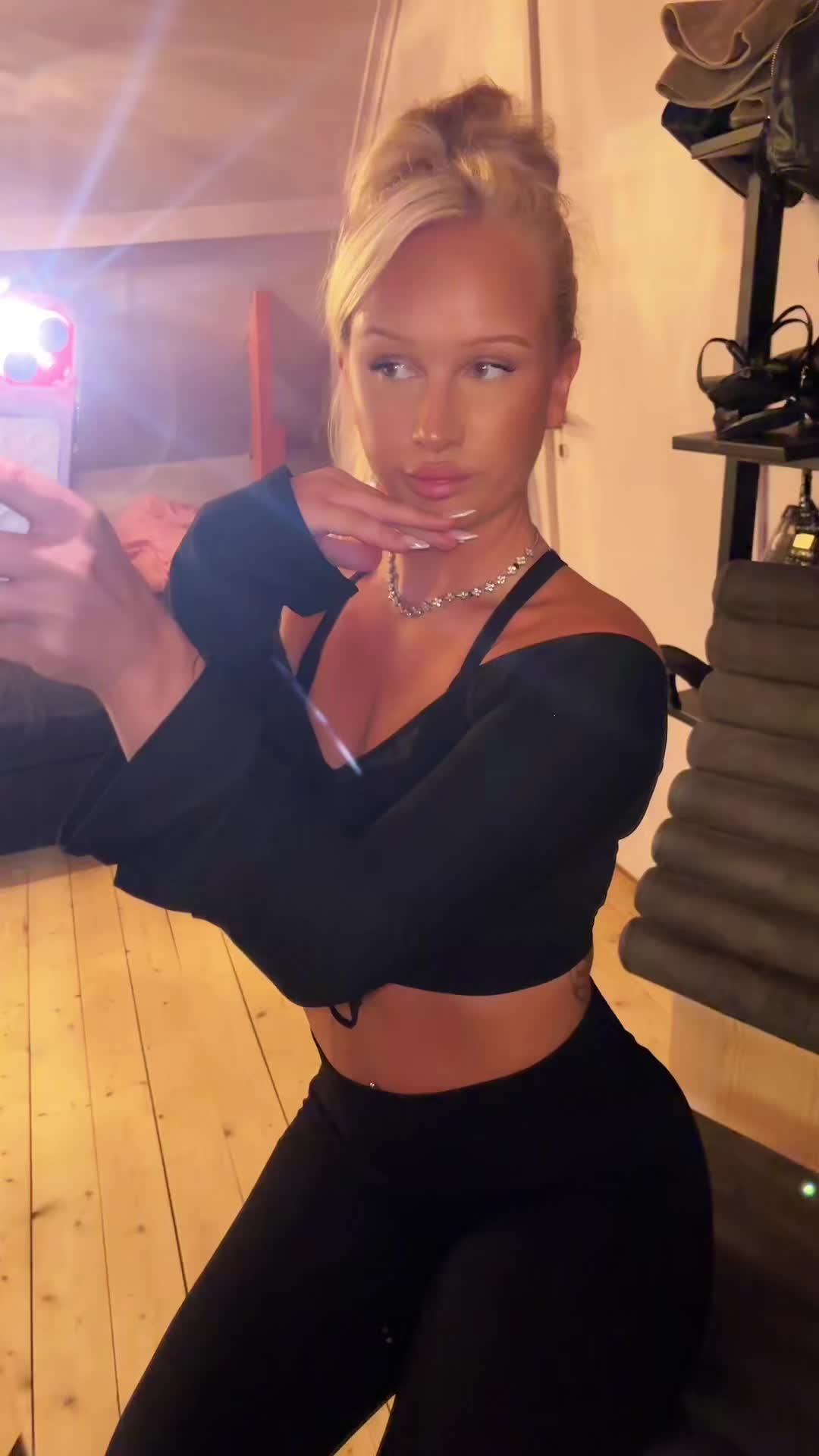 @yrmamibadgalllminauu