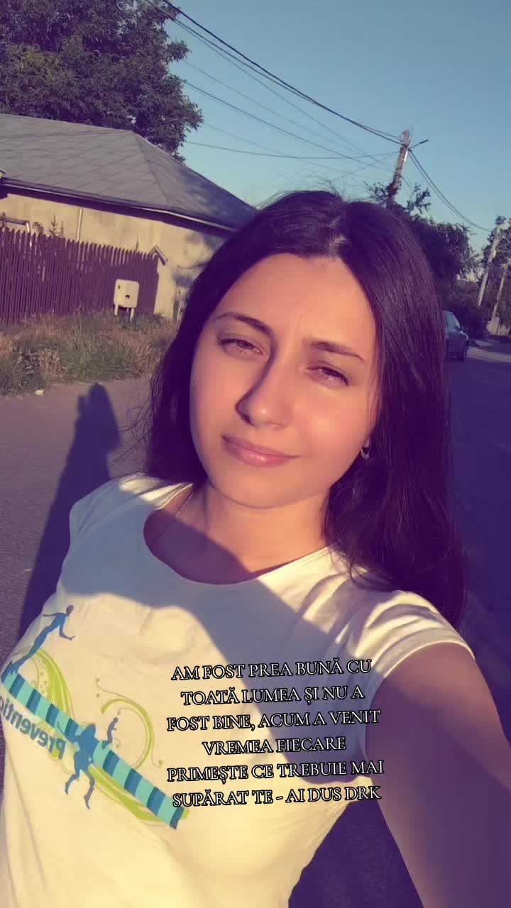 @Cristina_b❤️😘