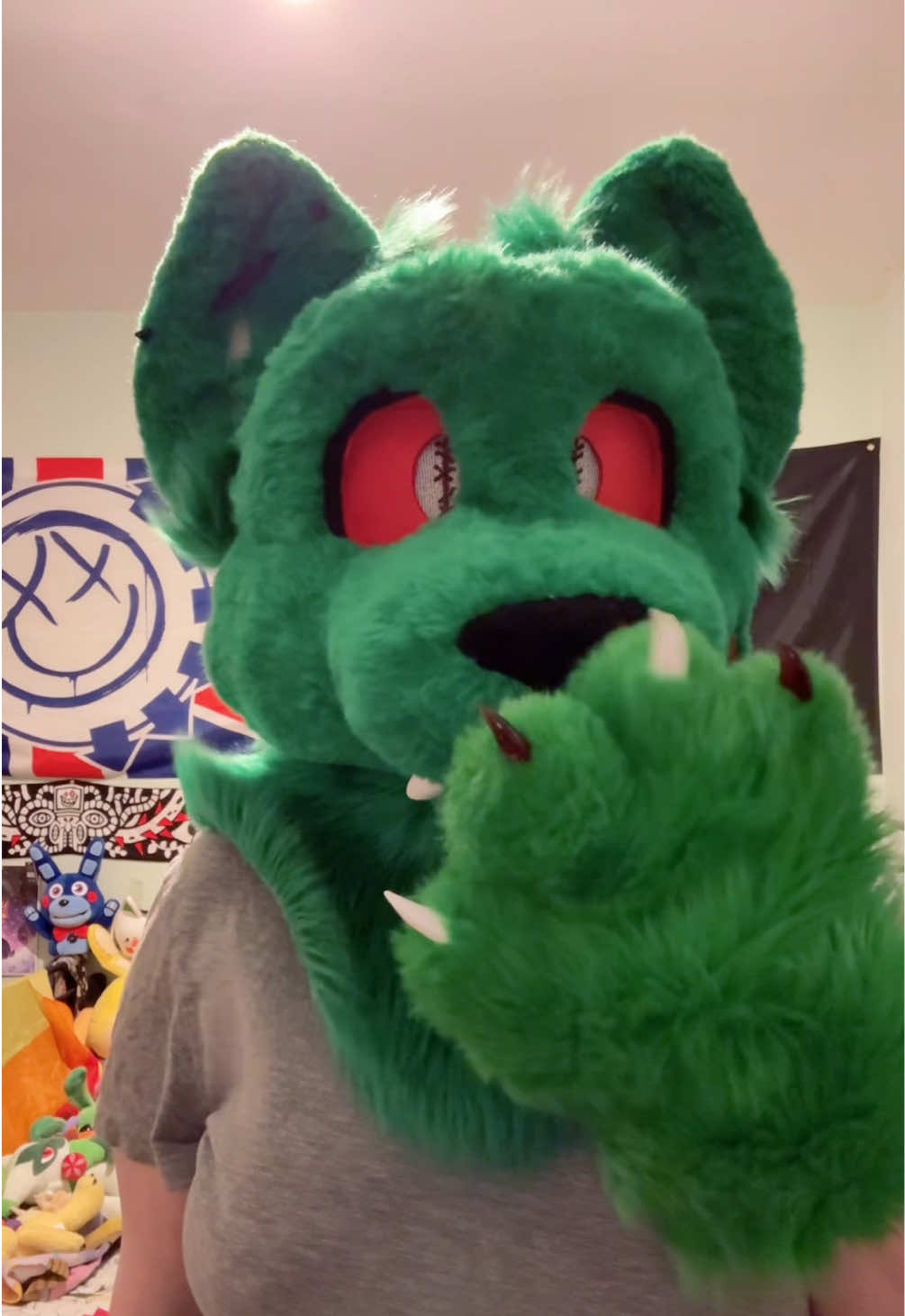 @HiZombieKitty