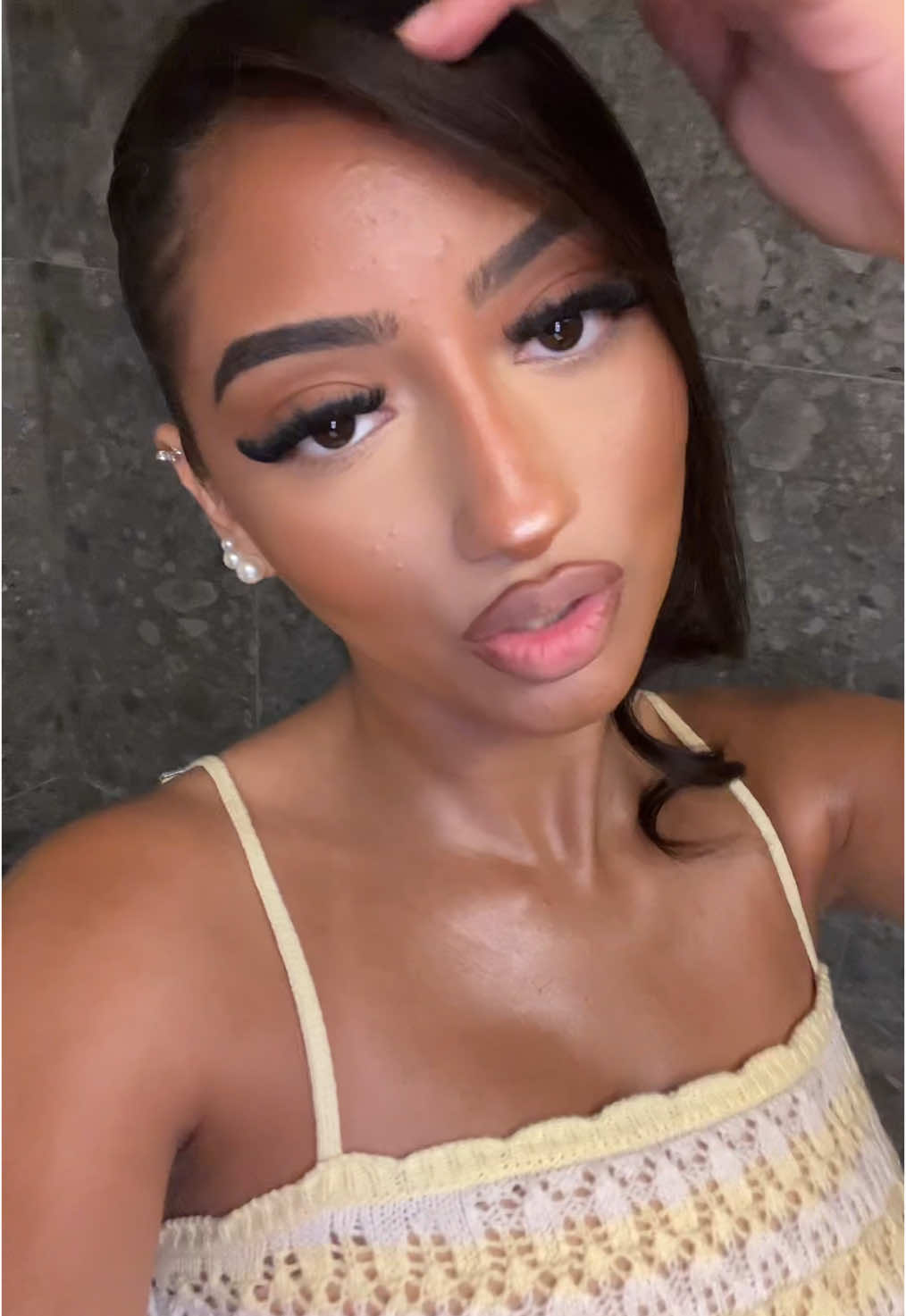 @𝑅