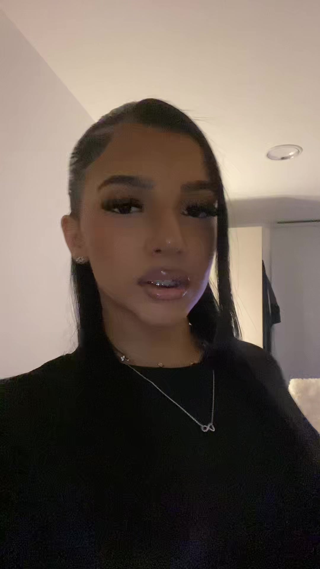 @7