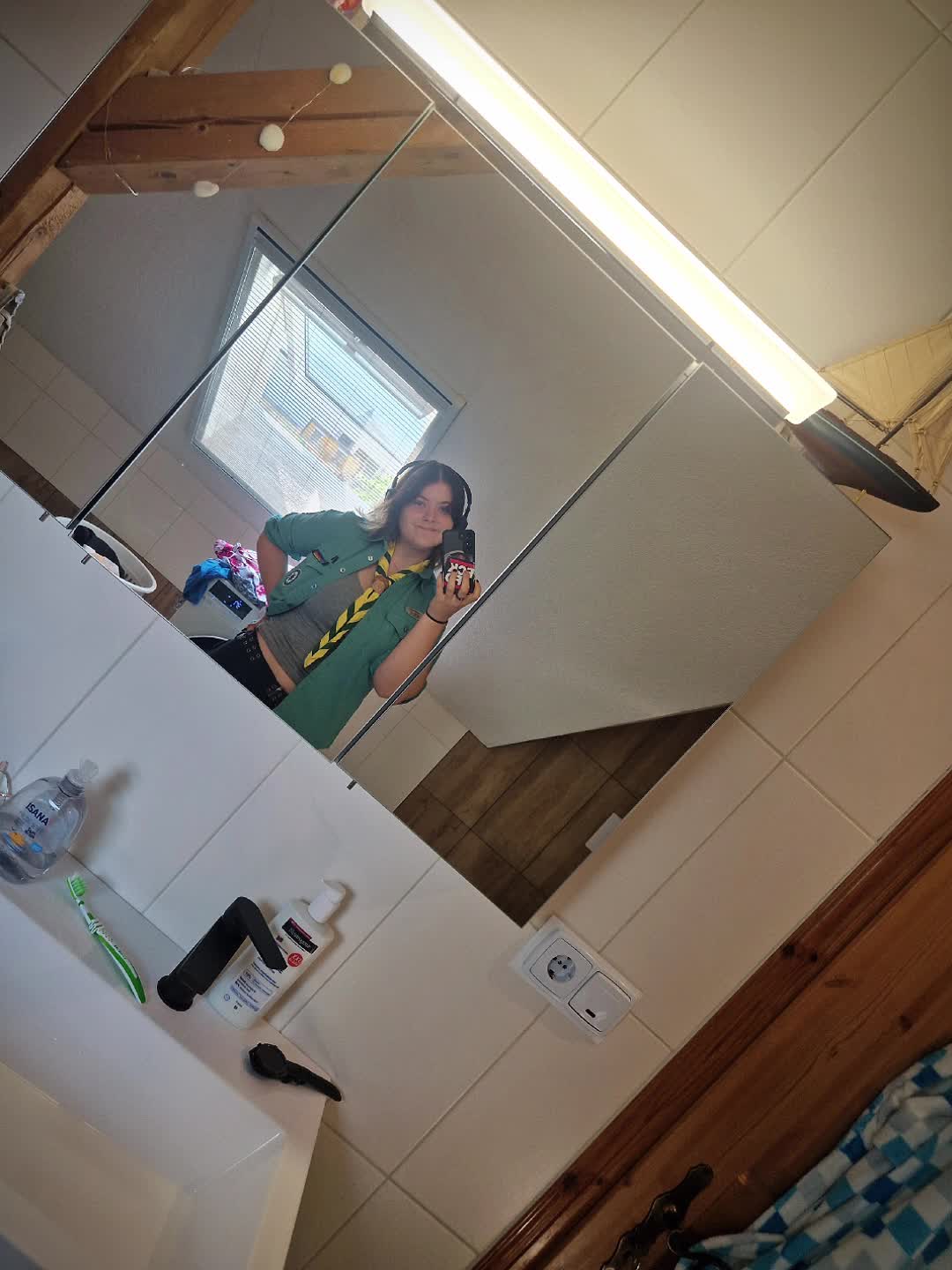 @ari_ht201