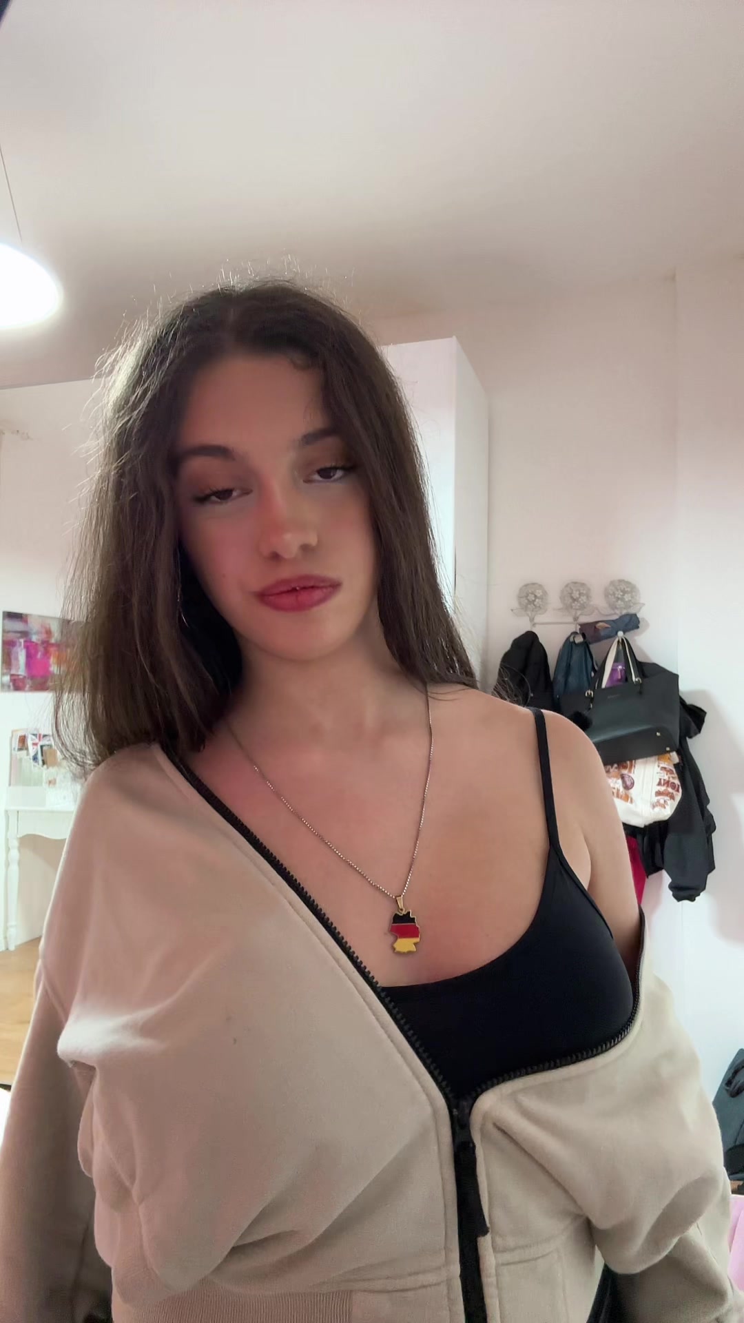 @𝖒𝖎𝖘𝖘 𝖉𝖊𝖚𝖙𝖘𝖈𝖍 🦅