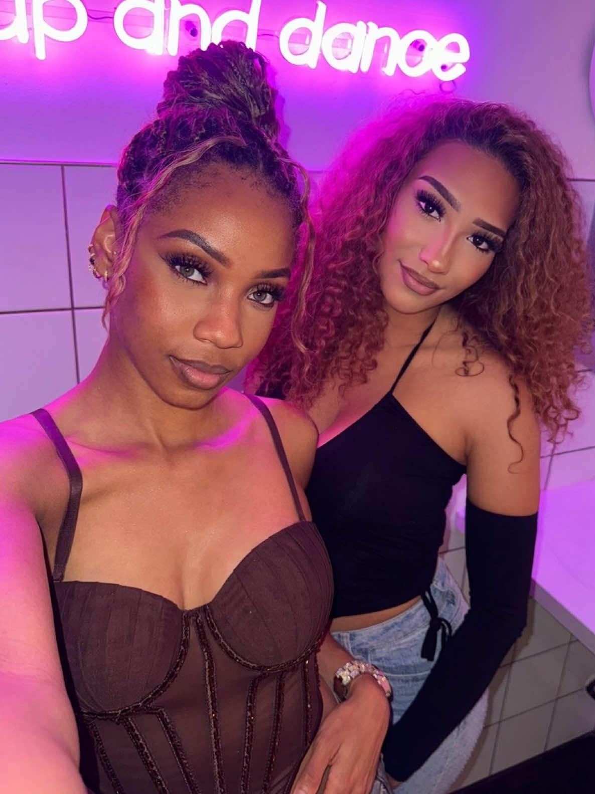 @Nayanka🌸