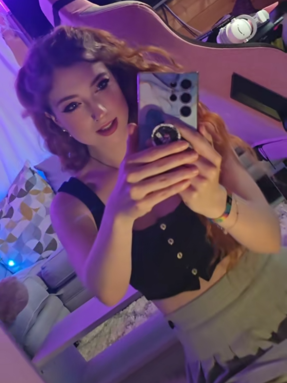 @Peachy🍑