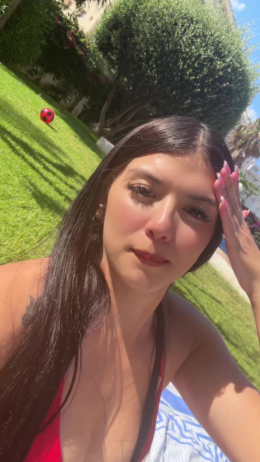 @Laura