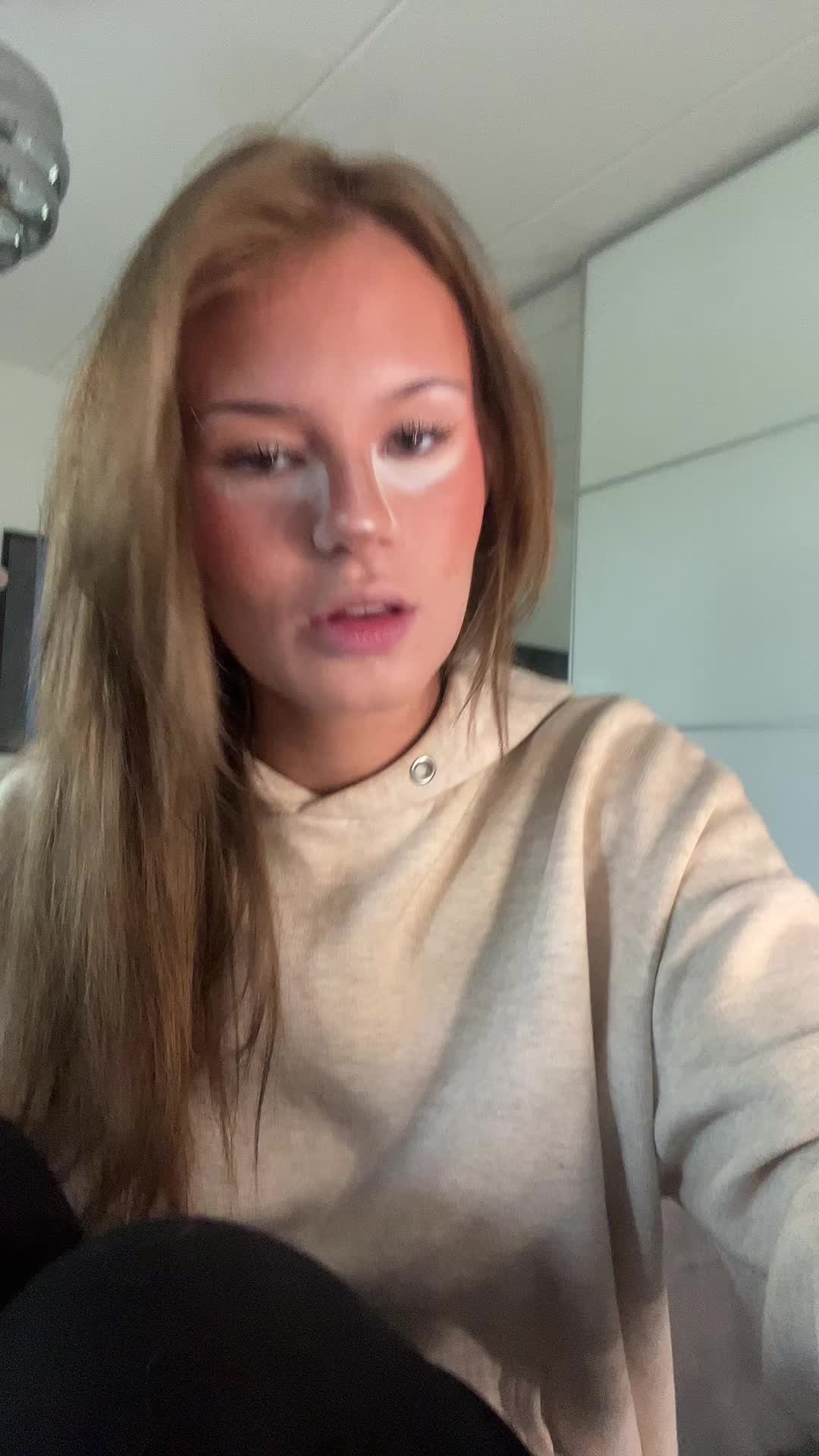 @EmmyblidSpam🍾