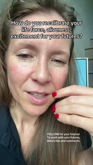 @Personal Futurist Essi Erika