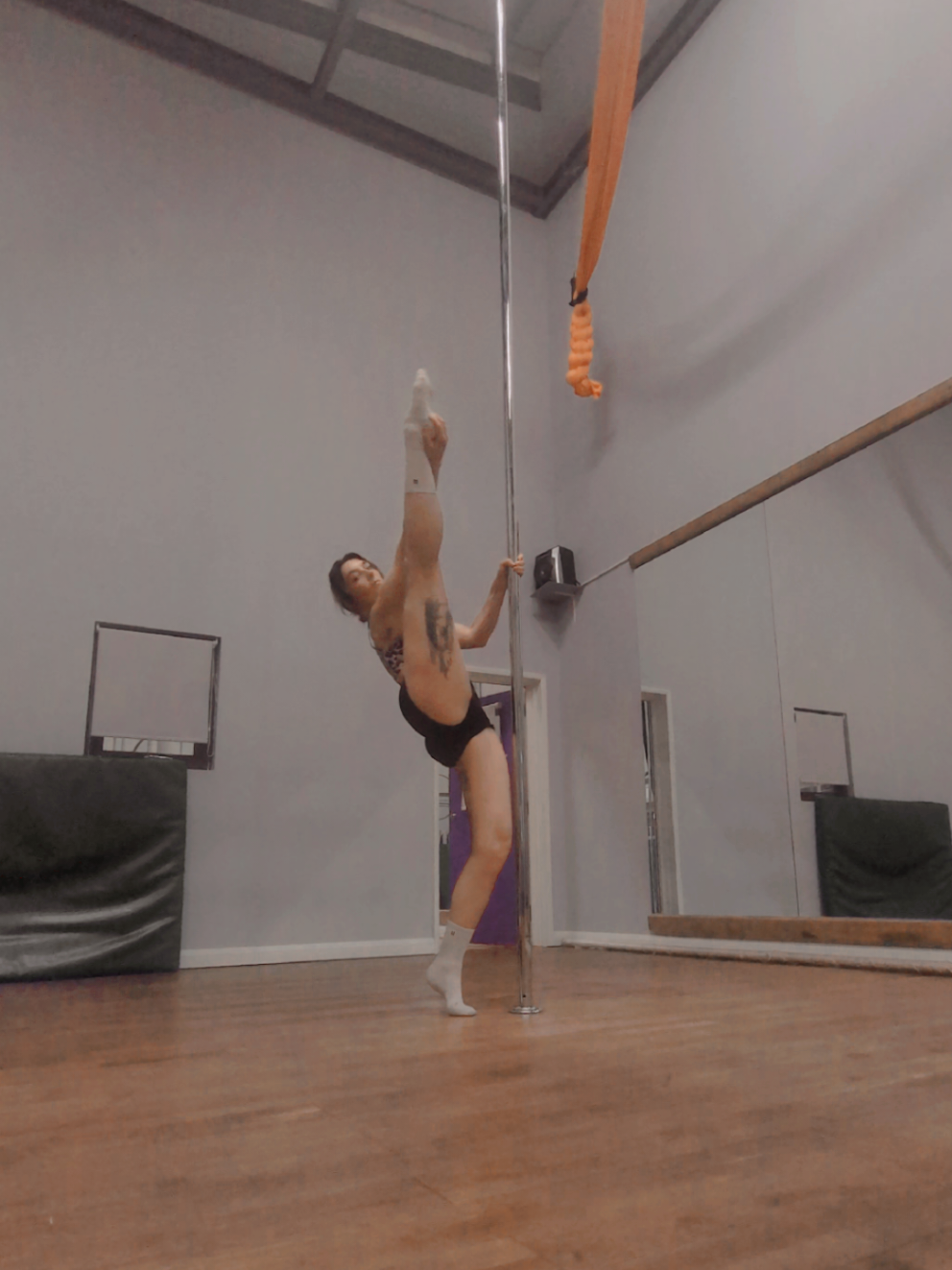 @CourtneyAnneAerial
