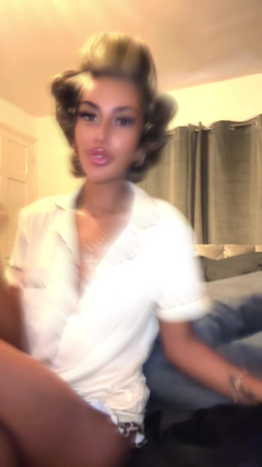 @beccarosefloodxo