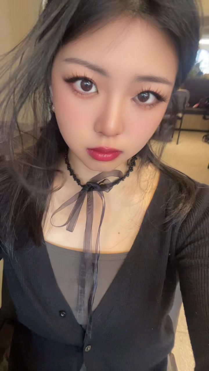 @Caila🖤