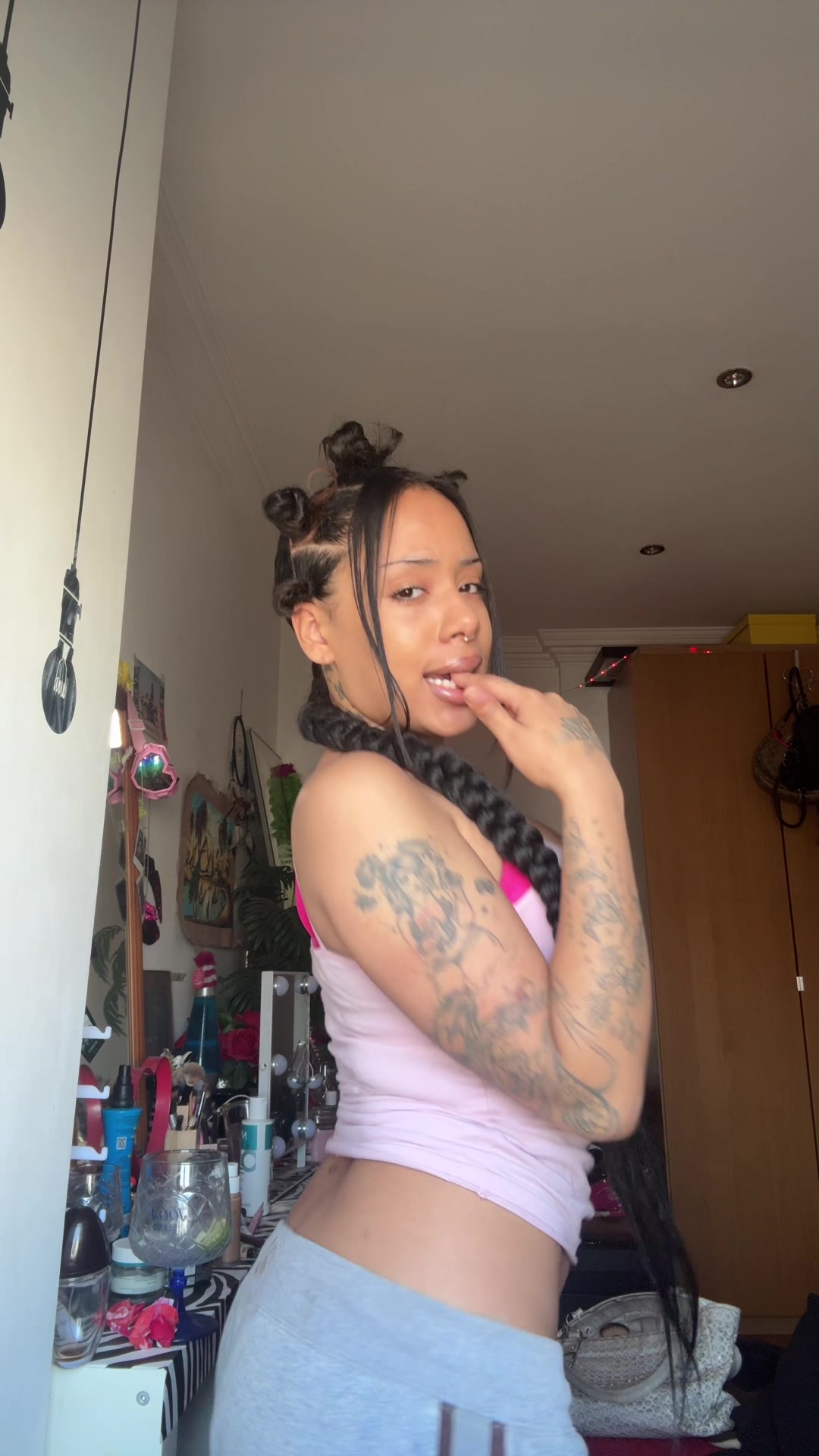 @Hxxa