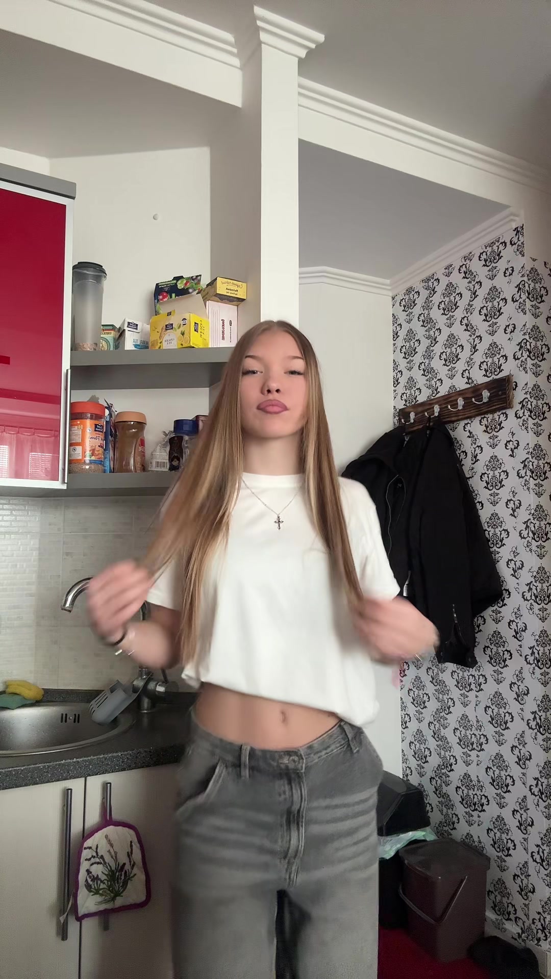@𝒷ꨄ