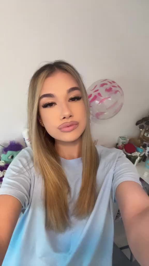 @🖤