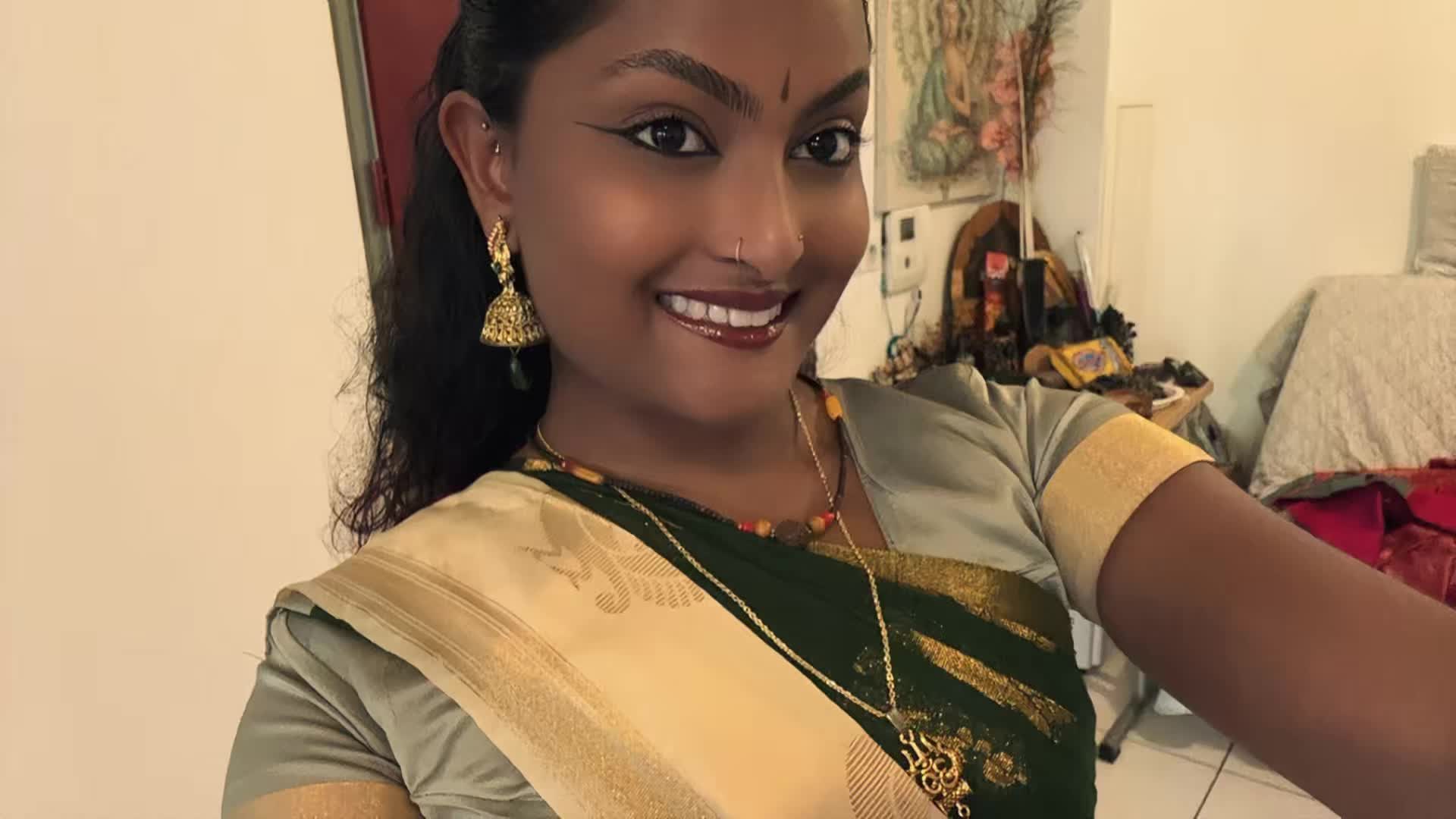 @𝔐𝔢𝔩𝔞𝔱𝔬𝔫𝔦𝔫 🧚🏽&zwj;♀️