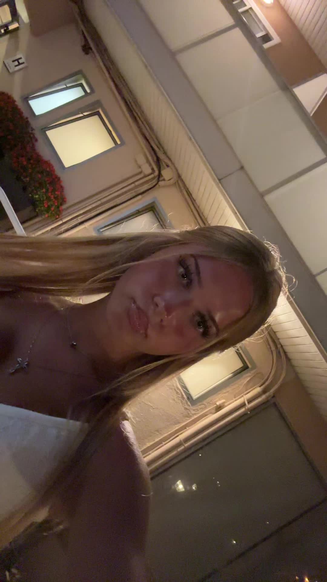 @diana