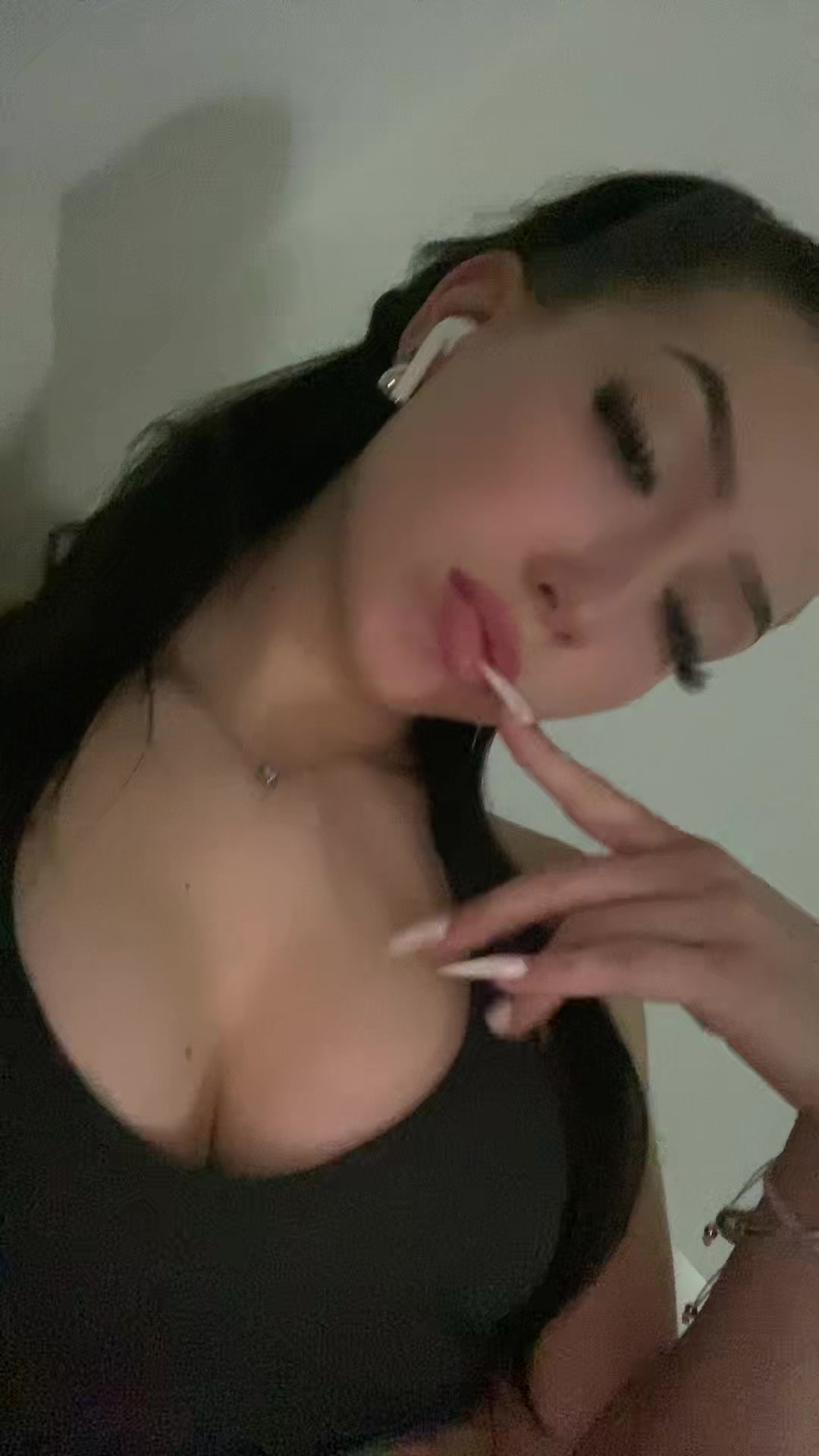 @👸🏼