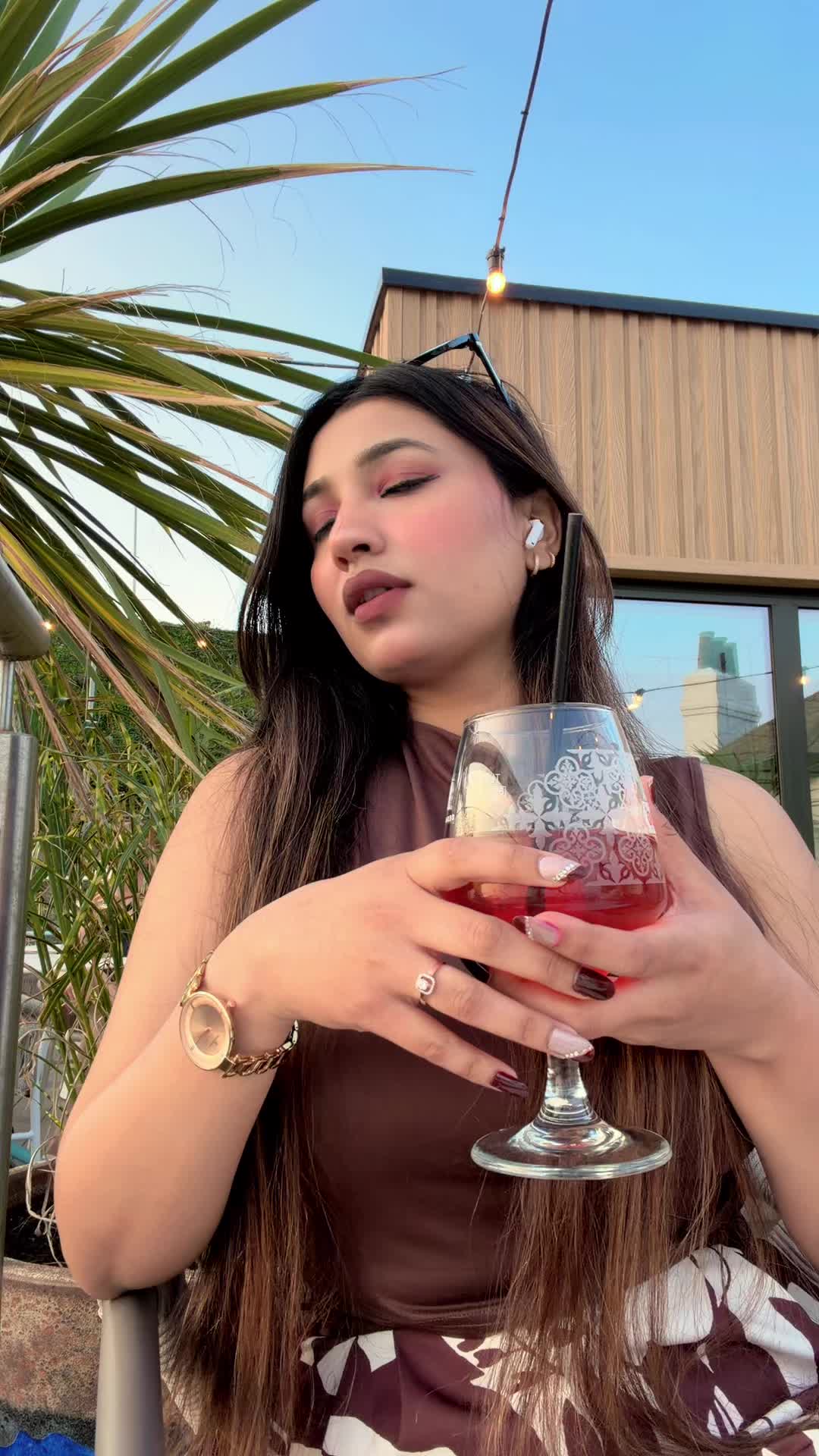 @velvet_daze