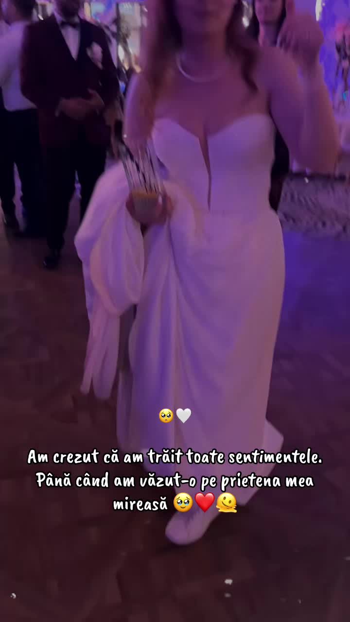 @✨𝒟𝑒𝓃𝒾𝓈𝒶✨