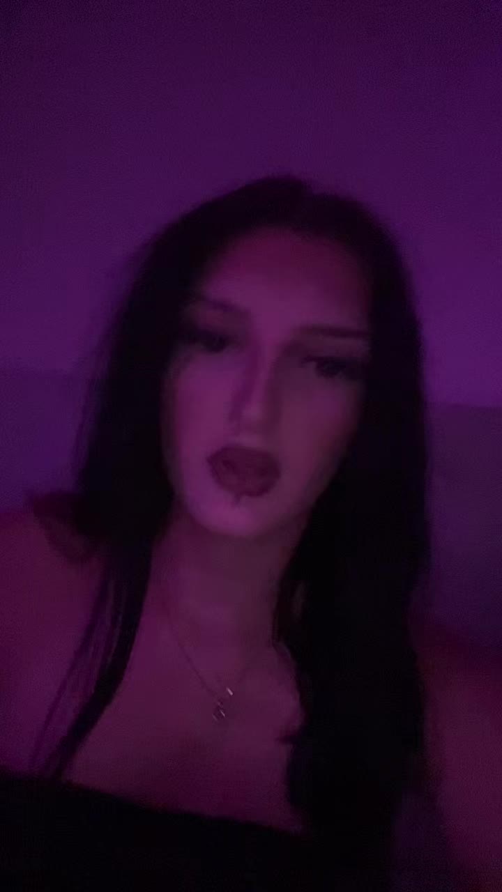@hollyeva07
