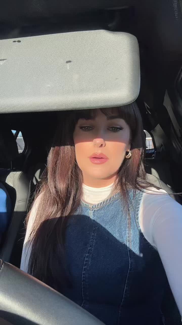 @Danielle🦋