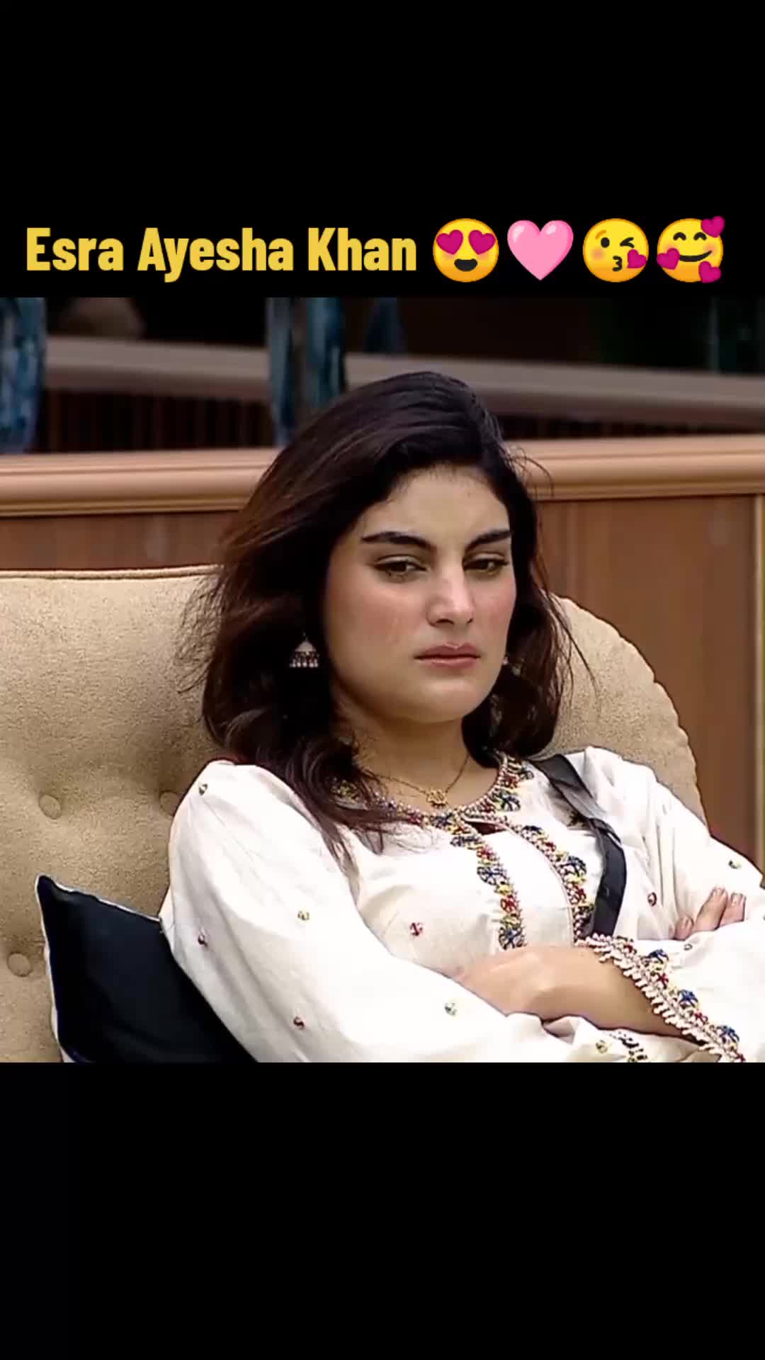 @Esra Queen 👸