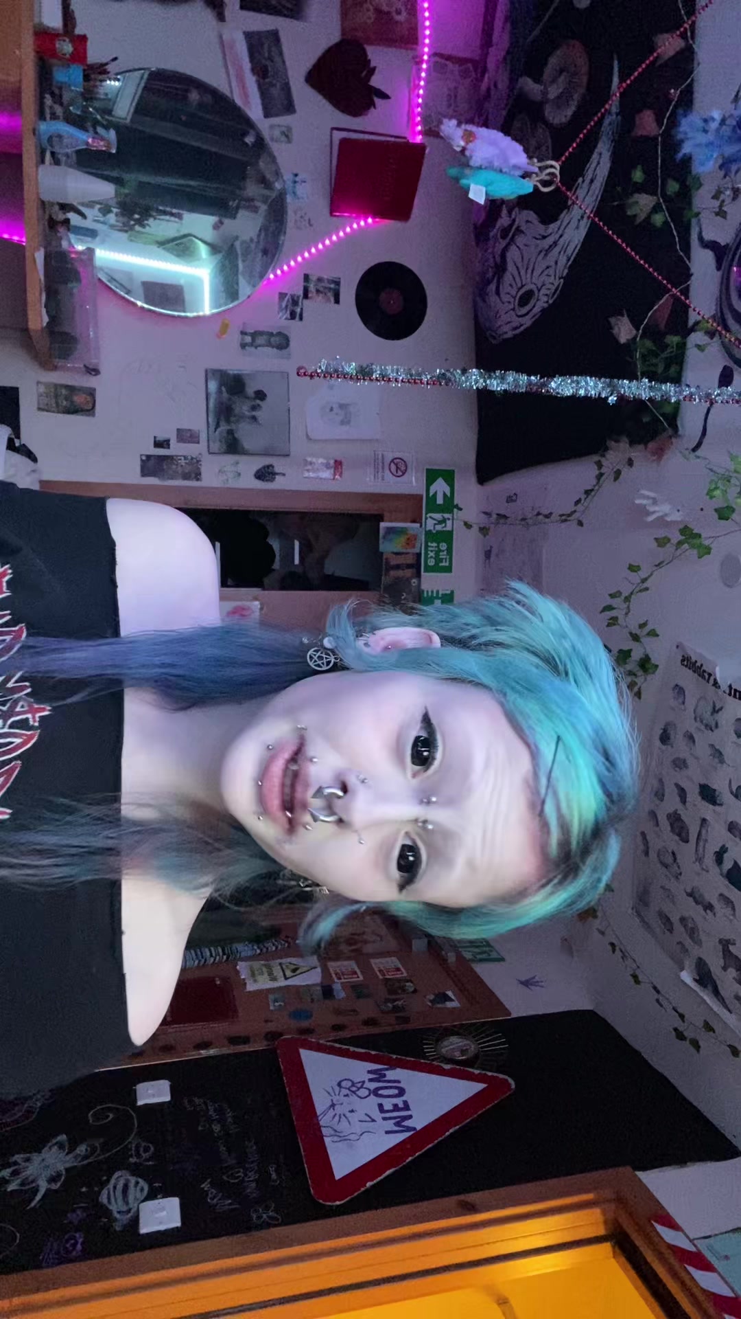 @🌸🦄🪻
