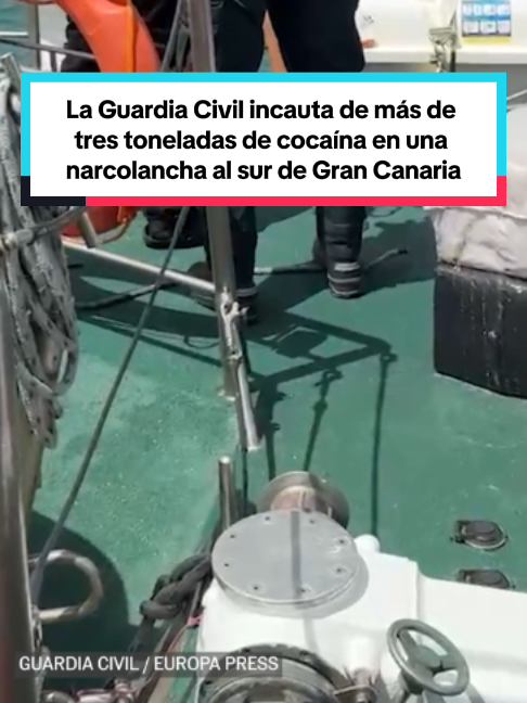 @El País