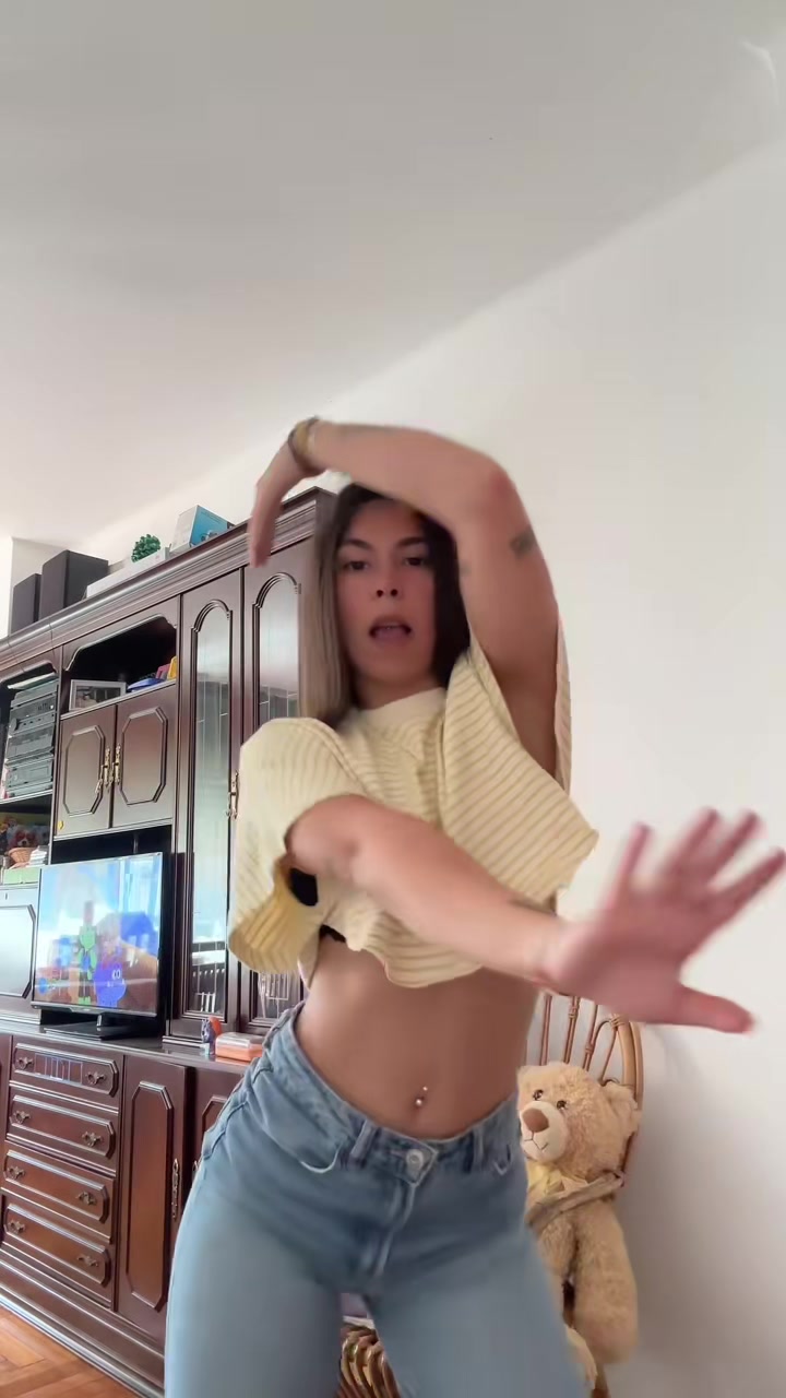 @C R I S