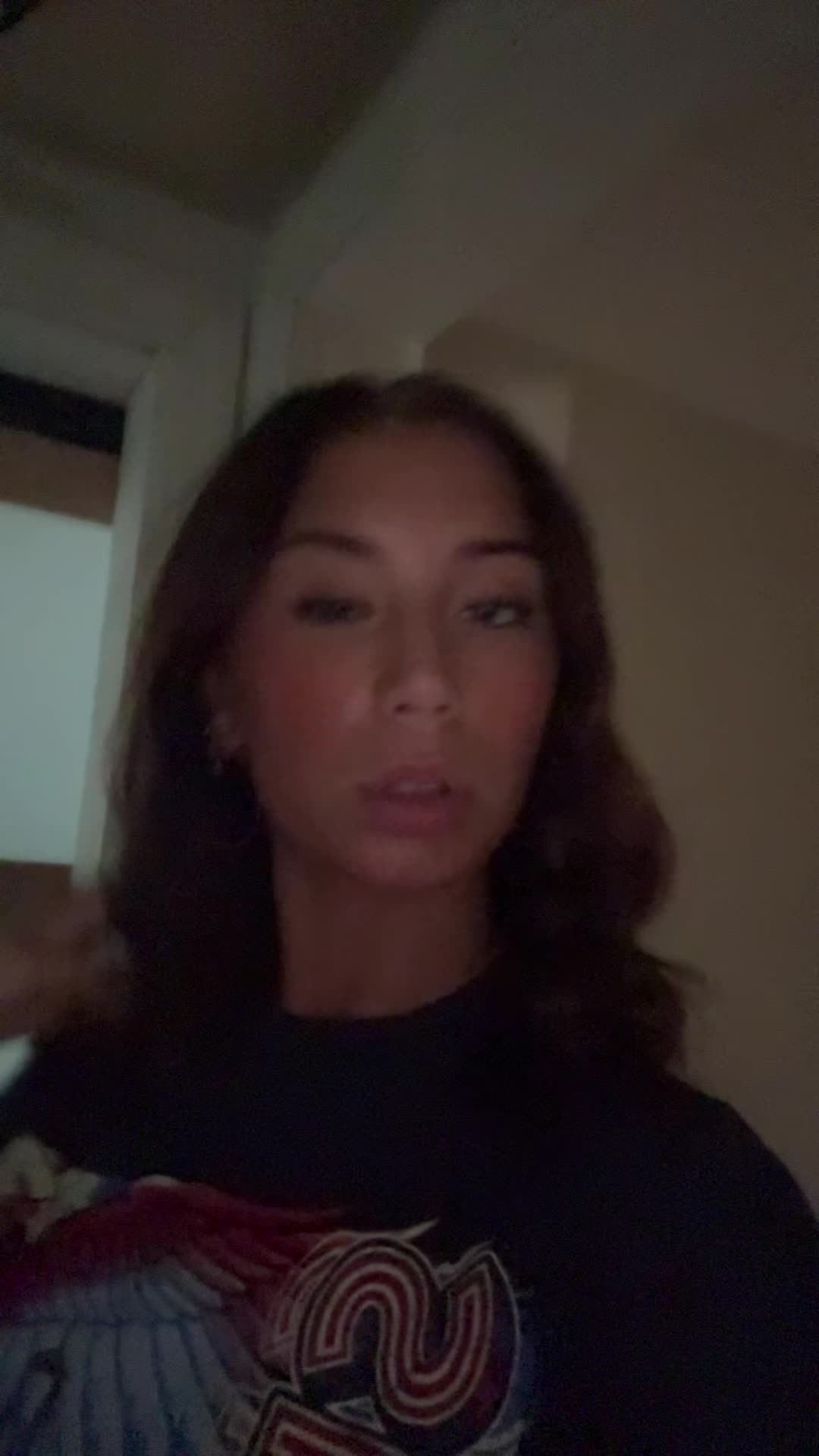 @Ari 🎬