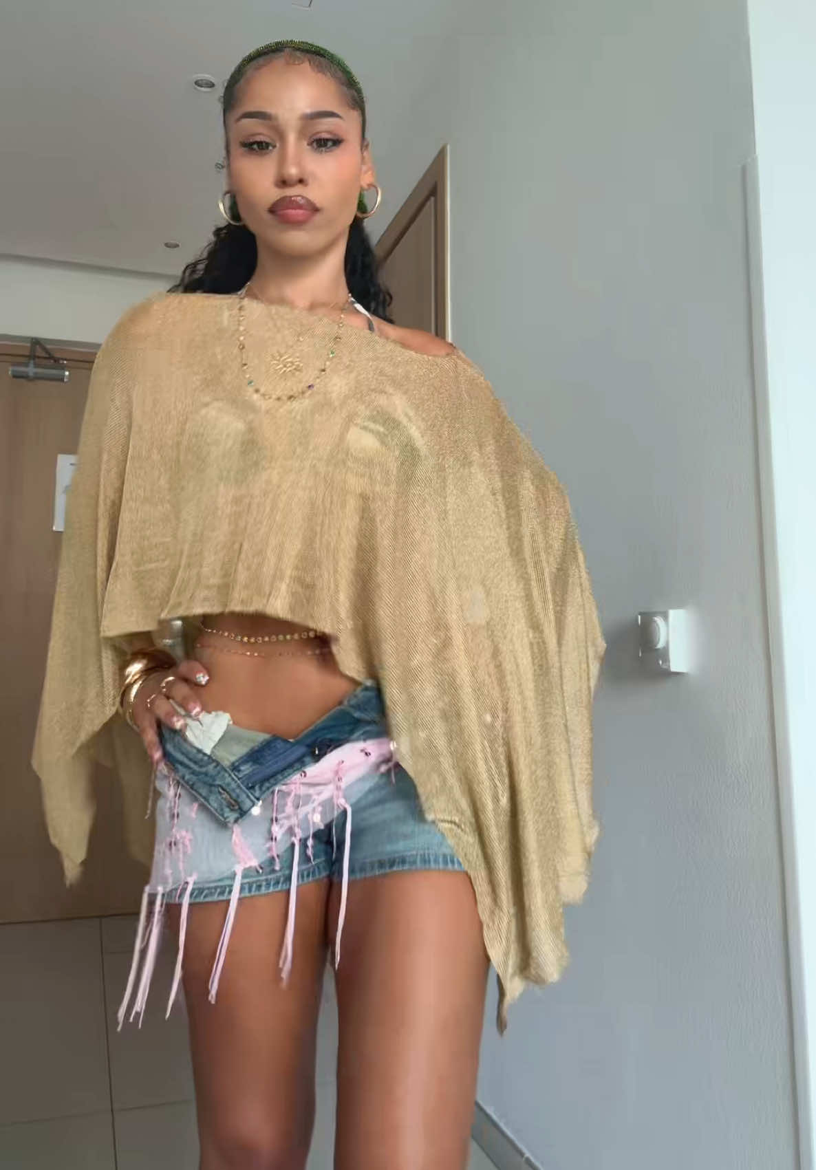 @KeannaTheo