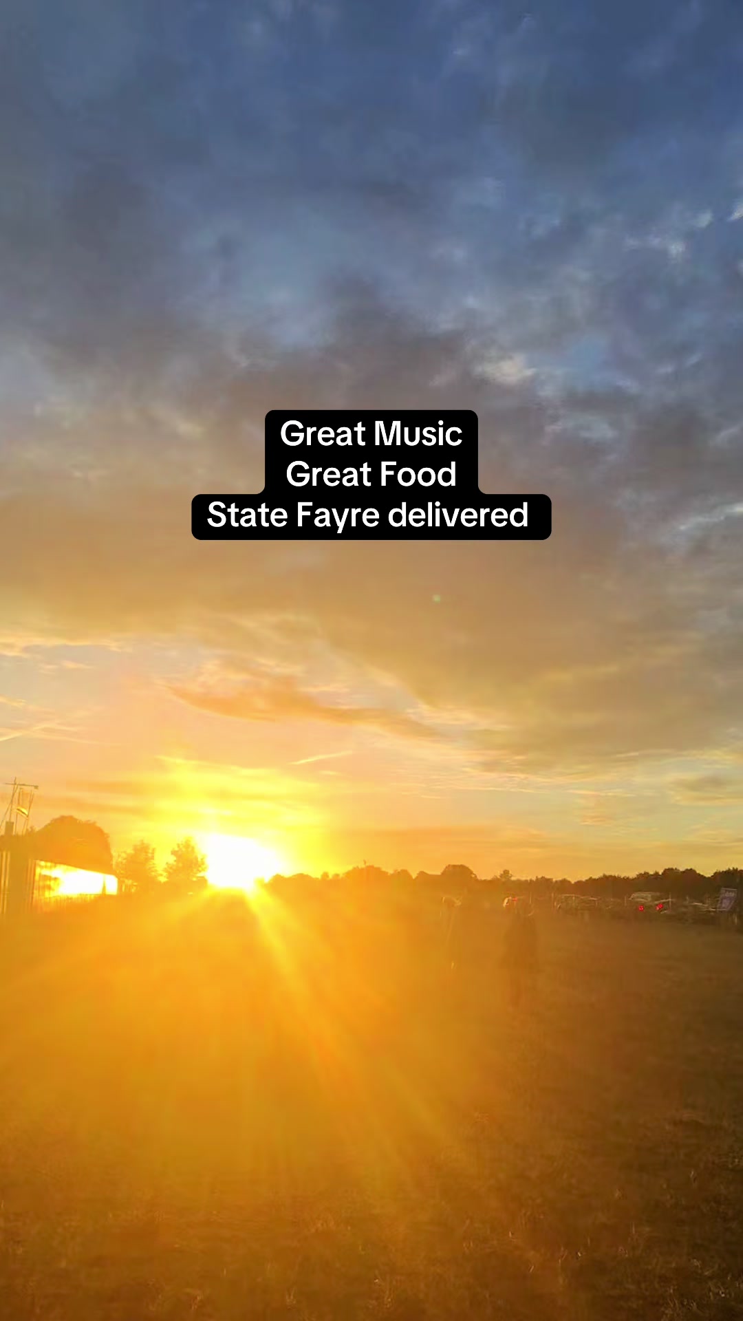 @Clare G / Travel & Music