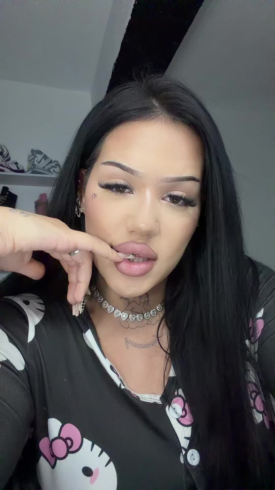 @niniiiii