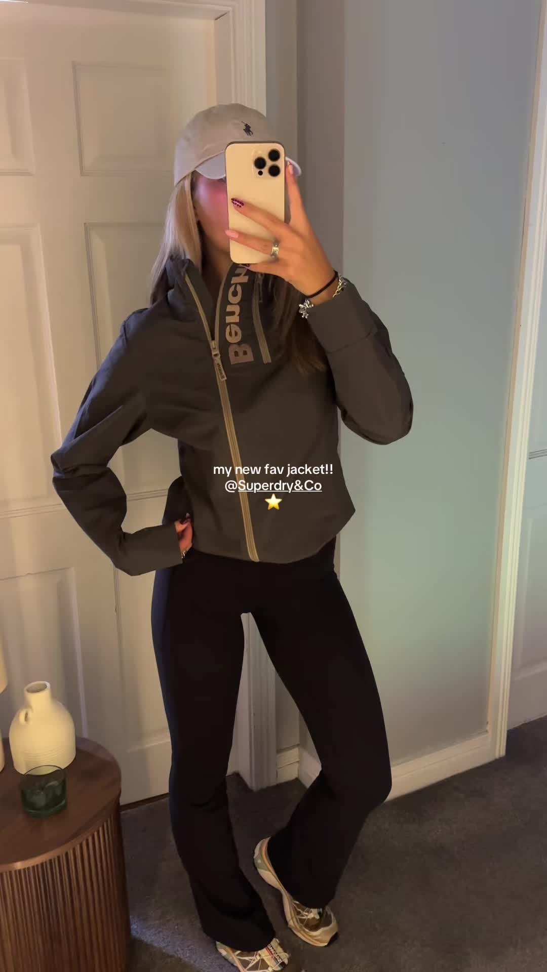 @Luciiijanek