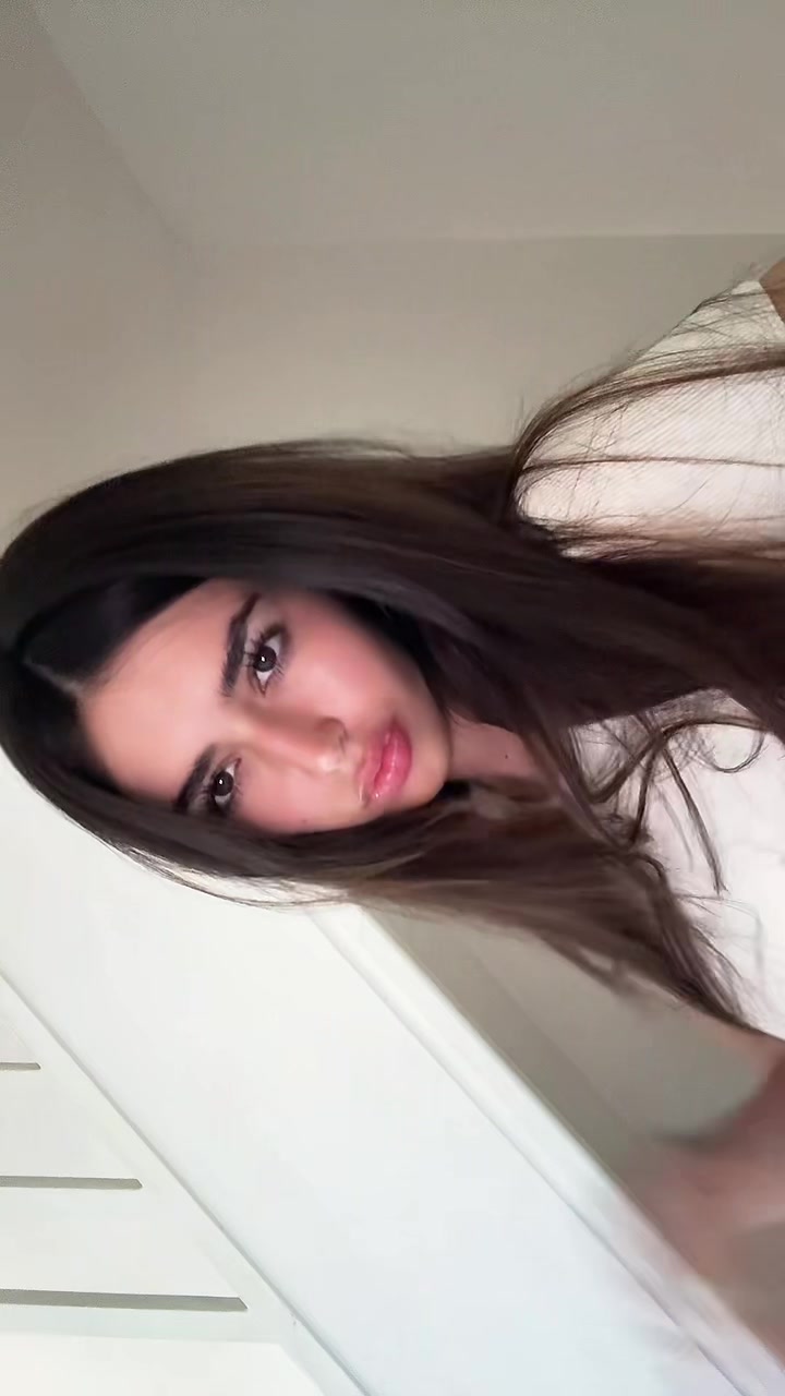 @𝒞𝒽𝓁𝑜𝑒 🦌