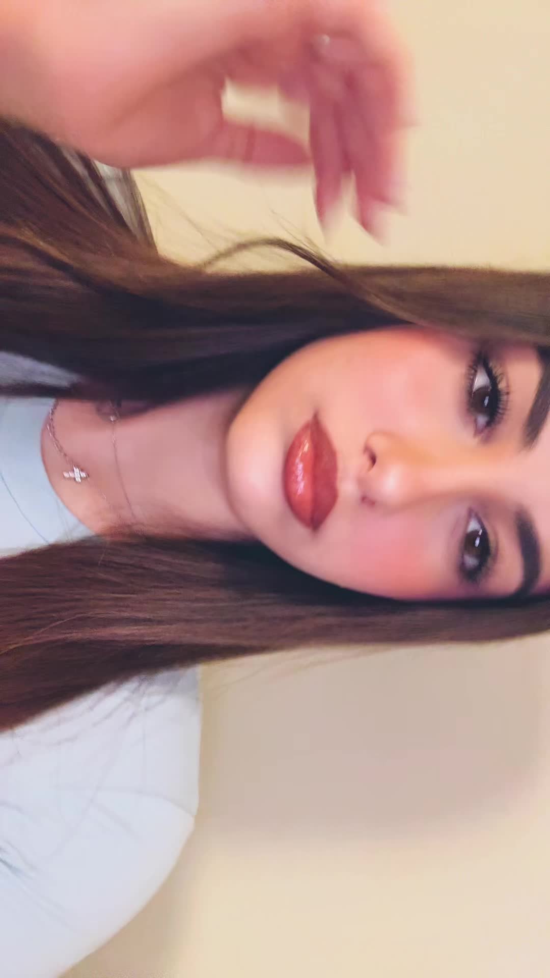 @𝒞𝒽𝒾𝒶𝓇𝒶