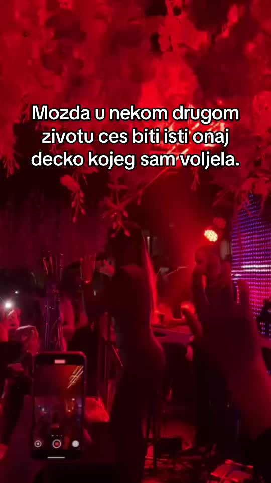 @Nina