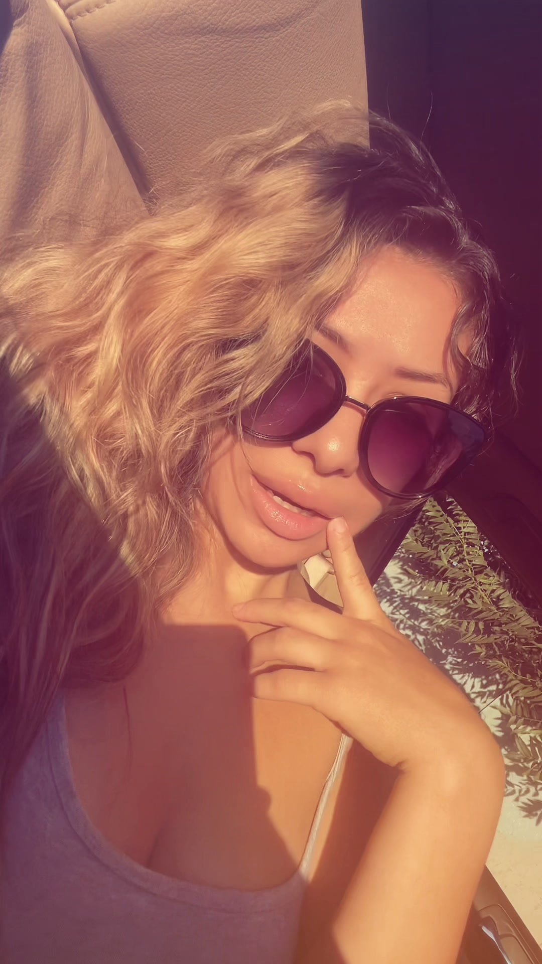 @Vivica♛