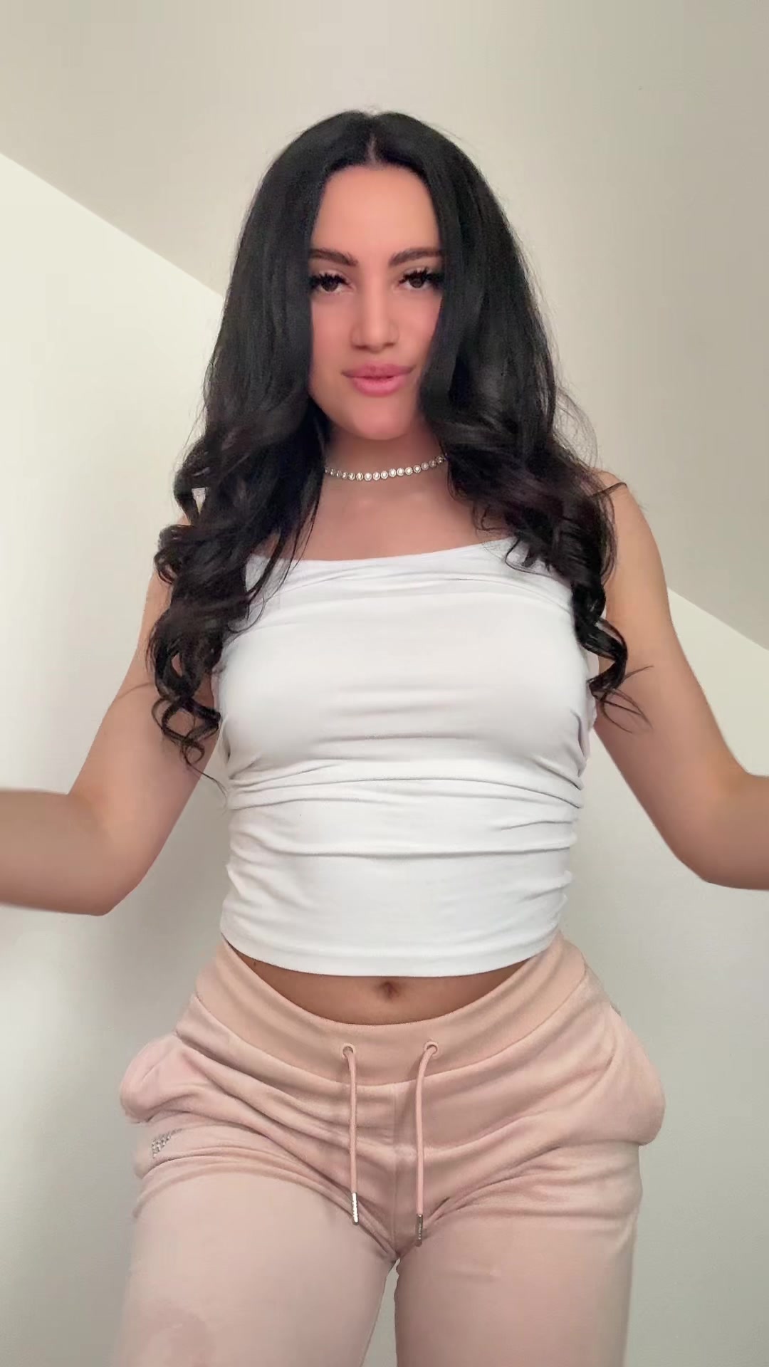 @𝓓𝓸𝓭𝓮 𝓥𝓲𝓿𝓲𝓮𝓷𝓷✨