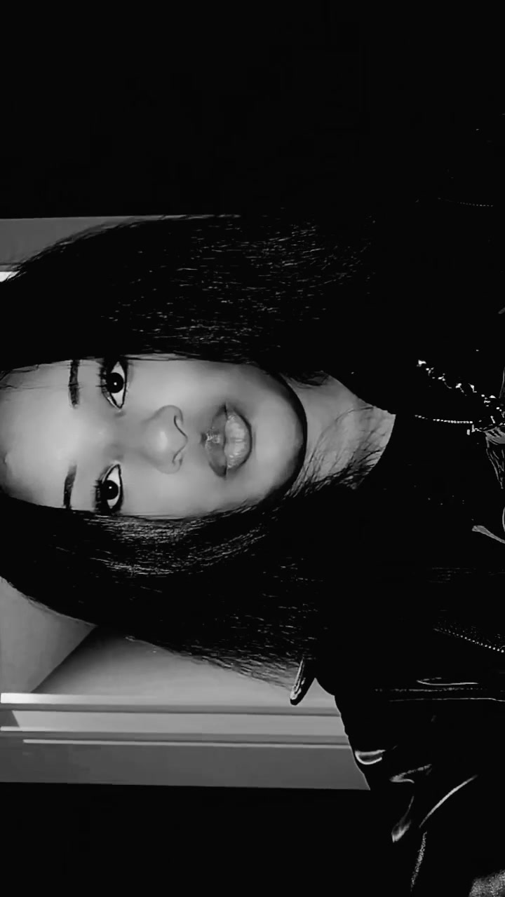 @🎀👻🖤𝖌𝖍𝖔𝖘𝖙𝖎𝖊🖤👻🎀