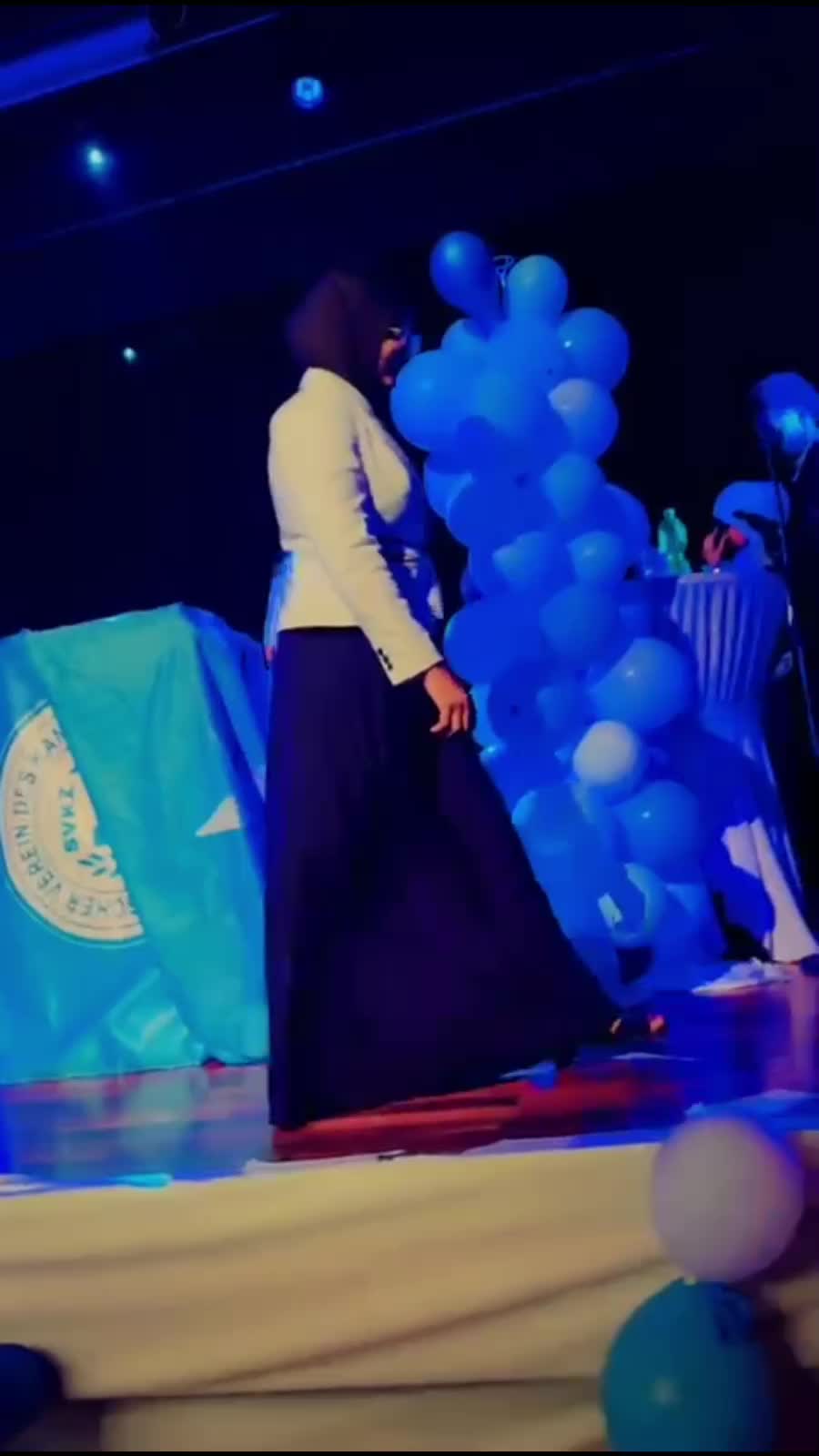 @Kati  Shire 🇸🇴🇨🇭👑